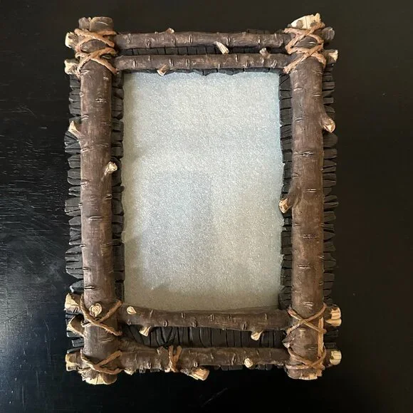 Vintage 90s “Wooden Stick” Tabletop Picture Frame for 4x6 Photo - Picture 9 of 13